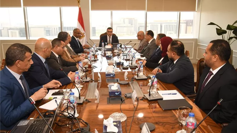 وزير الإسكان: جهاز تنظيم المياه والصرف ذراع الوزارة للرقابة والمتابعة