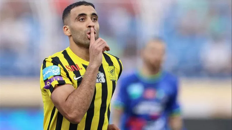 ناد جديد يدخل سباق التعاقد مع حمد الله