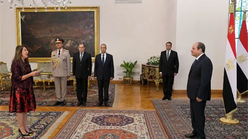 السفيرة الأمريكية : ملتزمون بتطوير وتوسيع الشراكة مع مصر
