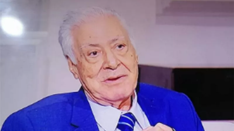 خالد جلال ينعى رحيل الناقد والكاتب المسرحي عبد الغني داود