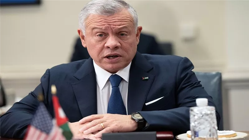 العاهل الأردني يدين بشدة محاولة اغتيال ترامب