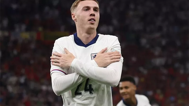نهائي يورو 2024.. كول بالمر يدرك التعادل لـ إنجلترا أمام إسبانيا