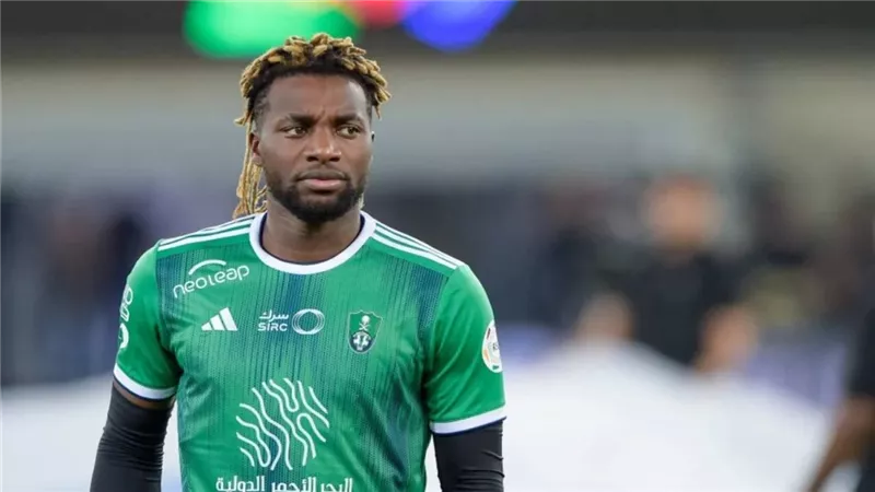 لاعب أهلي جدة يقترب من الرحيل رسميا