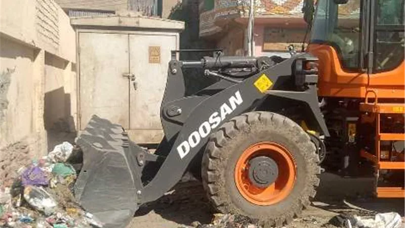 رفع 70 طن مخلفات وقمامة وأتربة بمدينة الأقصر