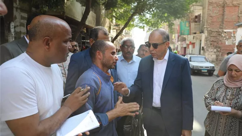 محافظ المنيا يقود حملة تفتيشية مفاجئة بالقطاعات الخدمية ..صور