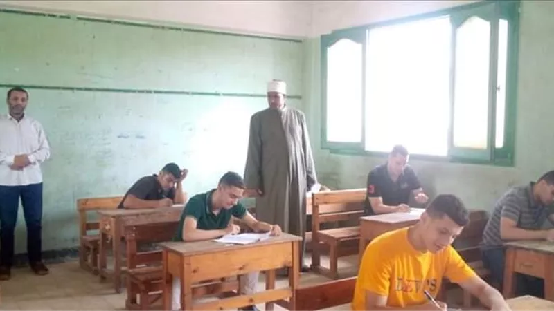 هدوء في ختام ماراثون امتحانات الثانوية الأزهرية بكفر الشيخ