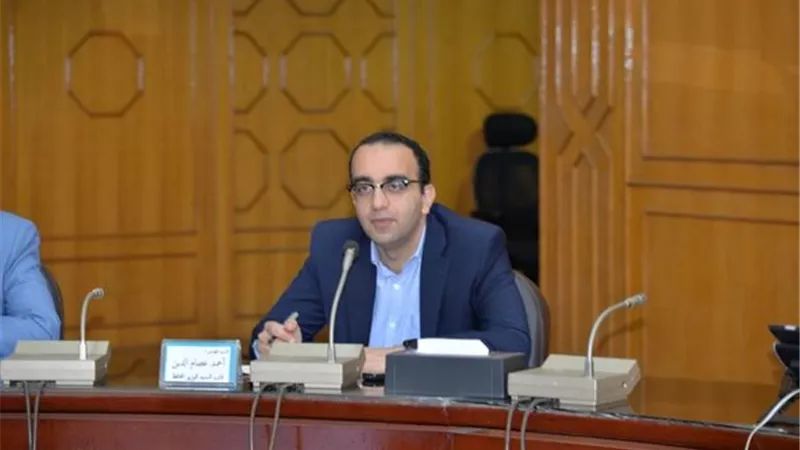 تكثيف حملات مكافحة الحشرات الطائرة بالإسماعيلية