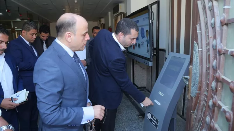 محافظ كفرالشيخ يتفقد مركز خدمة المواطنين بسيدى سالم
