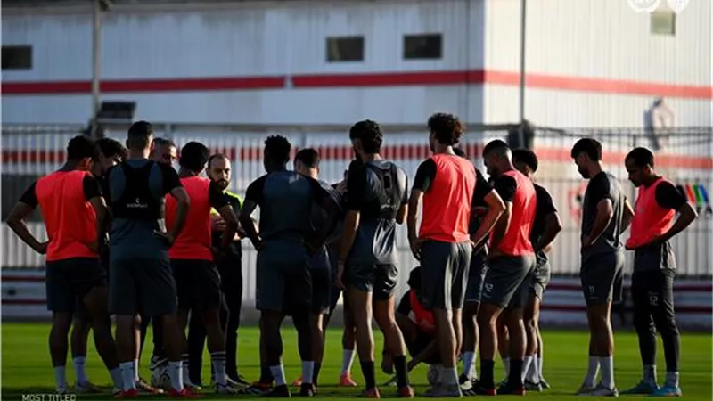 محاضرة فنية بالفيديو من جوميز للاعبي الزمالك