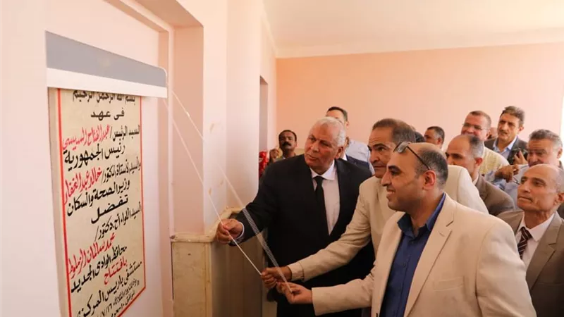 محافظ الوادي الجديد يفتتح أعمال تطوير مستشفى باريس