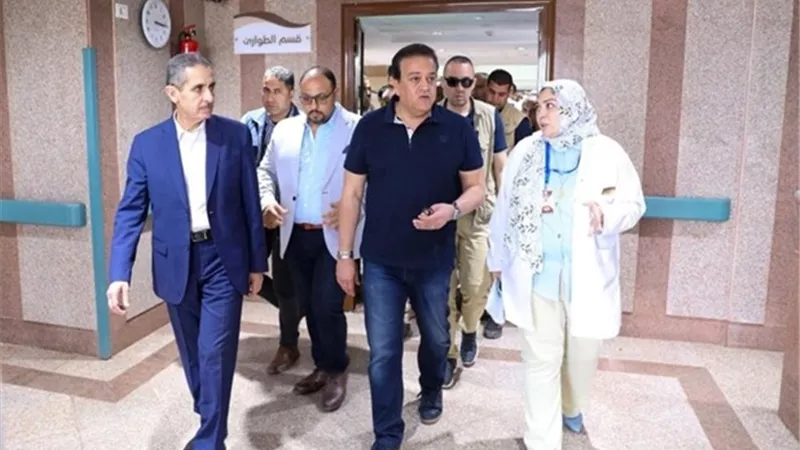 محافظ الغربية يتفقد مستشفى محلة مرحوم التخصصى