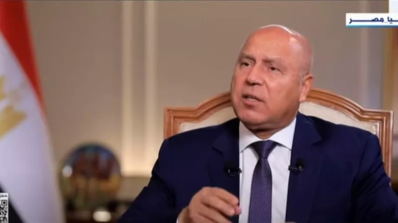 كامل الوزير: المهندسون المصريون هم من حفروا أنفاق قناة السويس