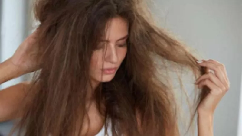 6 أخطاء شائعة يجب تجنبها عند العناية بالشعر