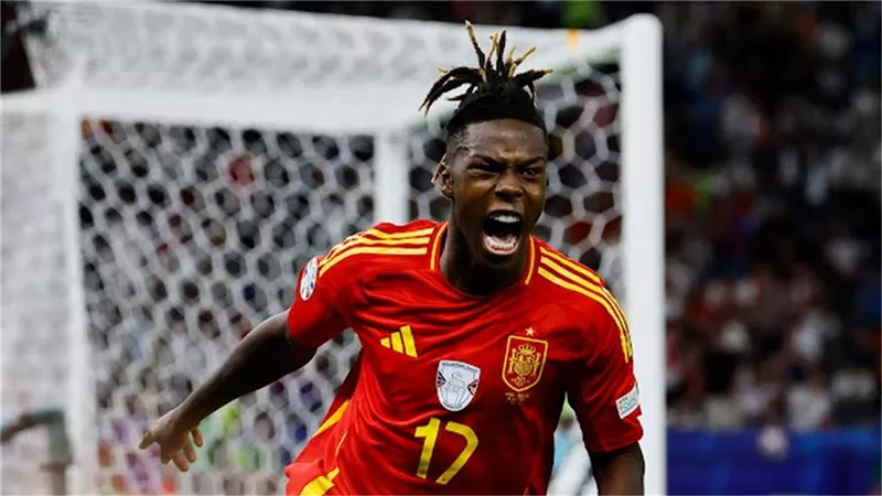 3 مشكلات أمام برشلونة قبل التعاقد مع نيكو ويليامز