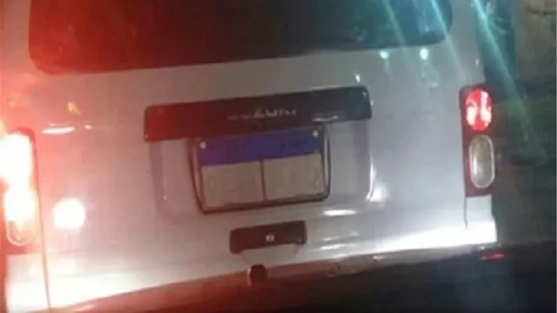 الحكومة تشدد عقوبة طمس اللوحات المعدنية.. تصل إلى الحبس