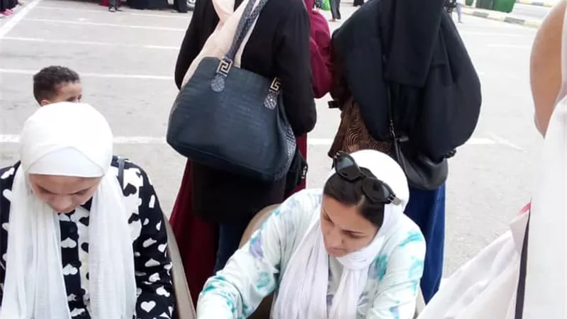 750حالة استفادت من قافلة تنظيم الأسرة والصحة بنطاق حى غرب