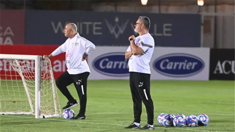 تعرف على سر إستبعاد رباعي المنتخب الأولمبي من قائمة باريس