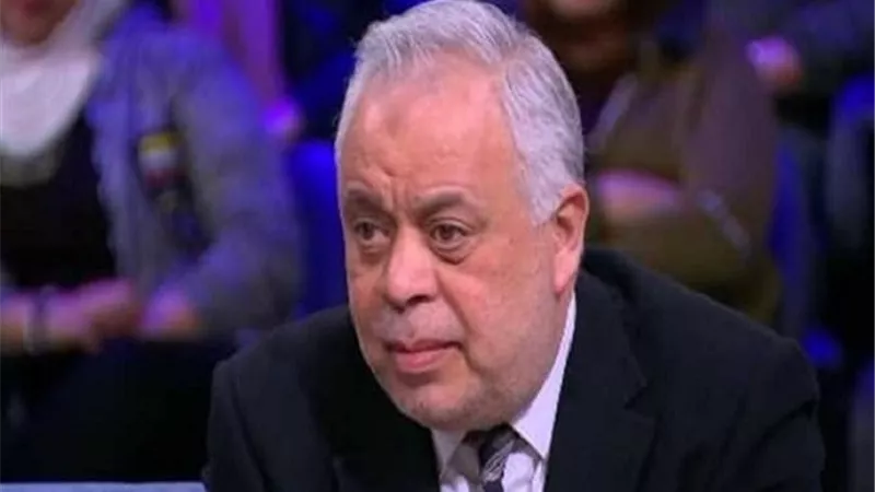 د. أشرف زكي: انتظروا العديد من المفاجآت في مهرجان مسرح النقابة