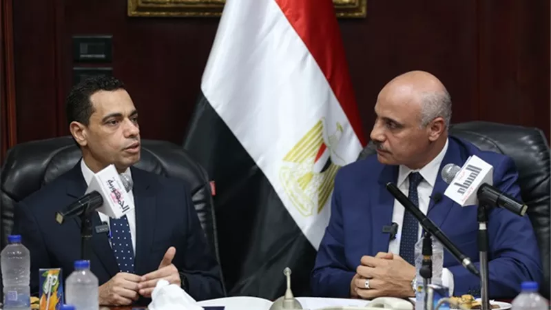 المتحدث العسكرى للقوات المسلحة يزور بوابة الجمهورية أون لاين وجريدة المساء وكتاب الجمهورية