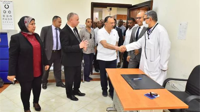 محافظ أسيوط يفتتح المجمع الطبي للتأمين الصحي بمدينة أسيوط الجديدة