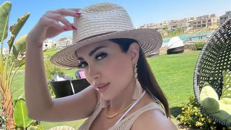 من أمام البحر.. نسرين طافش تستمتع باحازتها الصيفية .. صور