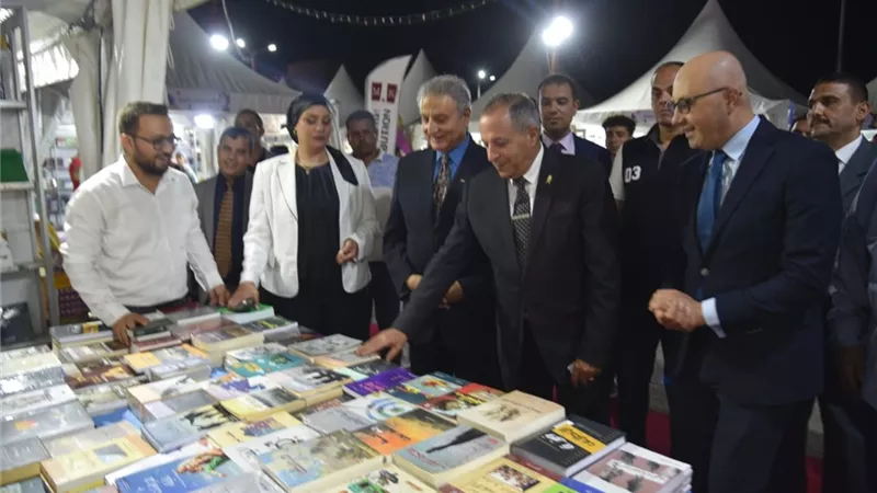 محافظ بورسعيد يفتتح معرض الكتاب في نسخته السابعة