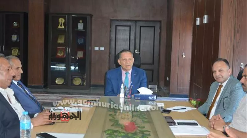رئيس جامعة دمياط يتابع أعمال تأهيل المدن الجامعية
