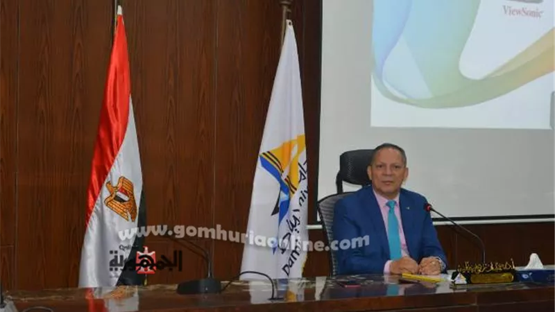 مجلس جامعة دمياط يكرم عميد الحاسبات والذكاء الإصطناعي