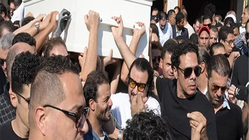 تامر ضيائي تريند.. نجوم الفن نفذوا وصيته وصلوا عليه ثلاث مرات