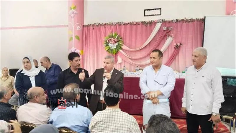 مدير تعليم دمياط يلتقي بمديري مدارس إدارتي كفر سعد وميت أبو غالب