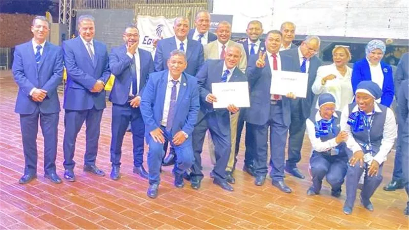 مصر للطيران تكرم العاملين وشركات السياحة فى شرم الشيخ.. بالصور