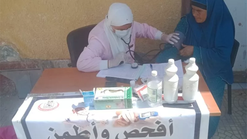 قافله طبيه تعالج 1238 مريضا بالفشن