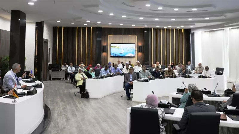 محافظ أسوان : وضع منظومة للعمل الأهلى والتطوعى