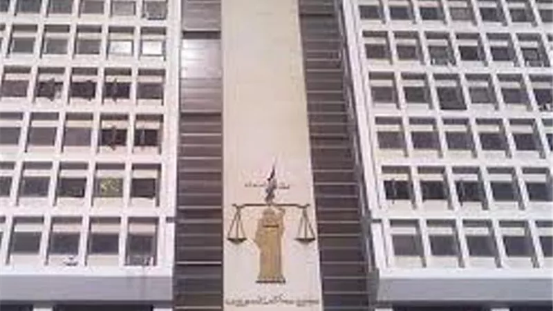 حريق محدود بإستراحات مجمع المحاكم بالسويس