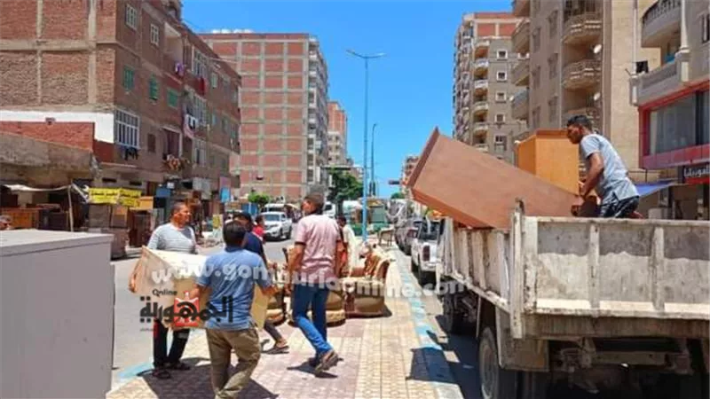 حملات مكبرة لرفع اشغالات الطريق المخالفة بمرسي مطروح