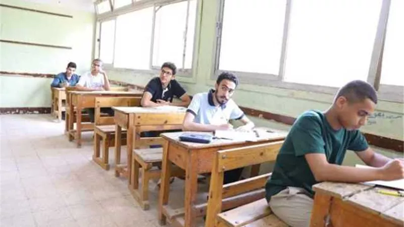 رئيس عام امتحانات الثانوية: منح الدرجة كاملة لسؤال امتحان الديناميكا