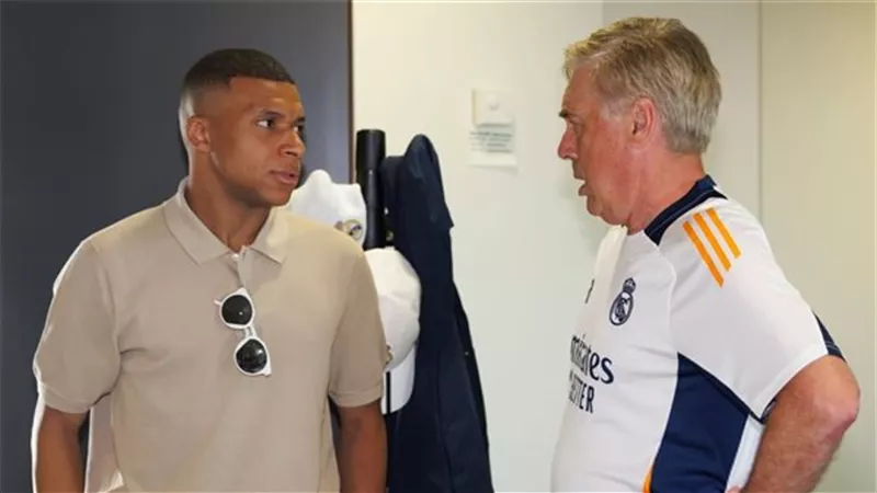 أنشيلوتي : سأجد مكانا لـ مبابي وسأعتزل عندما يتعب مني ريال مدريد