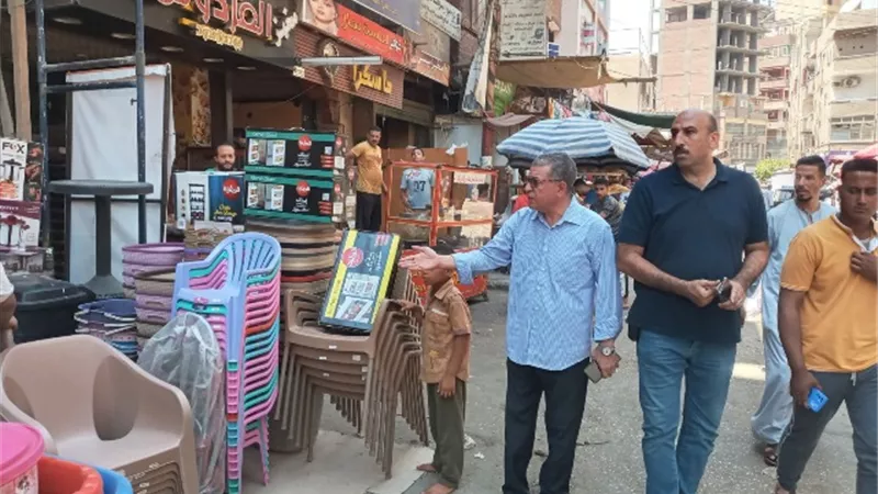 حملات لرفع وإزالة الاشغالات وعودة الانضباط لشوارع ديروط والقوصية