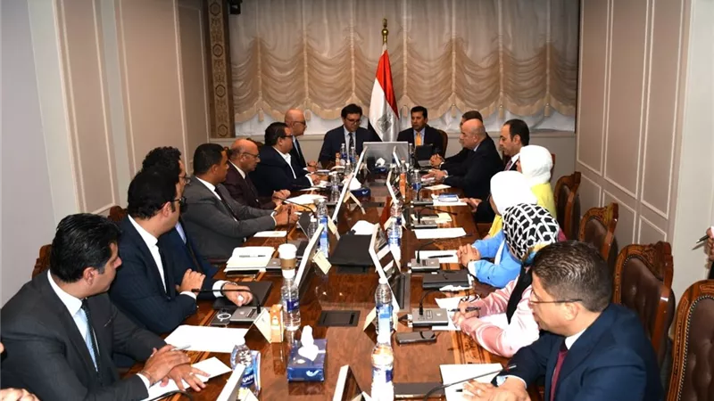 وزير الشباب يبحث التعاون مع وزير الثقافة