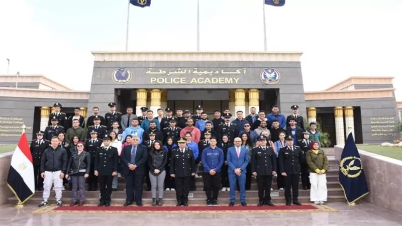 اكاديمية الشرطة تستقبل عدد من طلاب وأساتذة التدريس بكليات الحقوق
