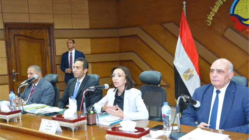 عازر تراس اول إجتماع مجلس تنفيذي لمحافظة البحيرة