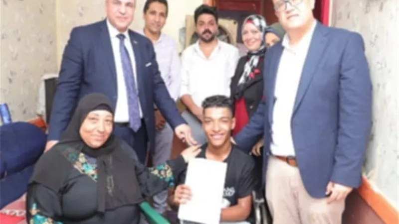 وزير العمل يستجيب لاستغاثة مواطن من ذوي الهمم