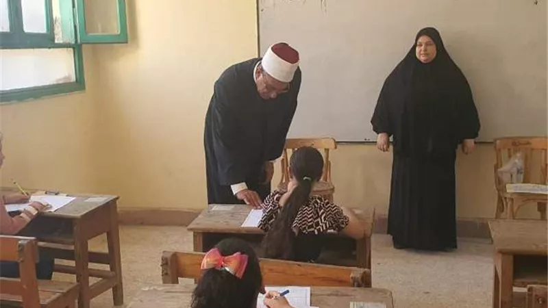 انطلاق امتحانات الدور الثاني لصفوف النقل الابتدائى باللجان الأزهرية