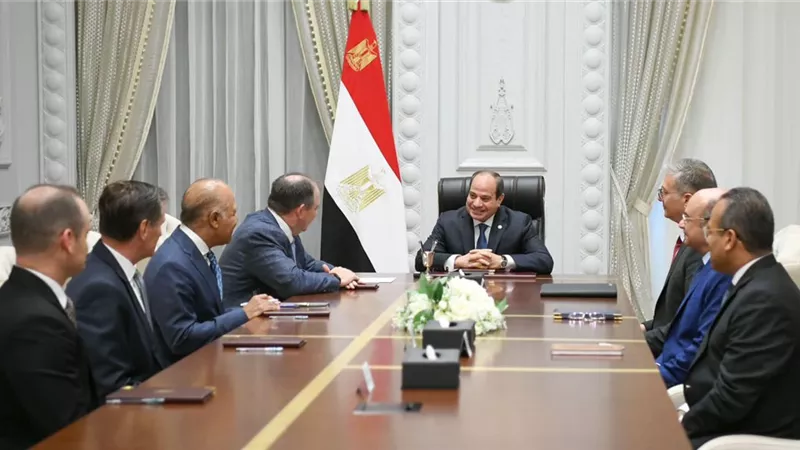 السيسي يؤكد حرص الدولة على تعزيز وزيادة الاستثمارات في قطاعات الطاقة
