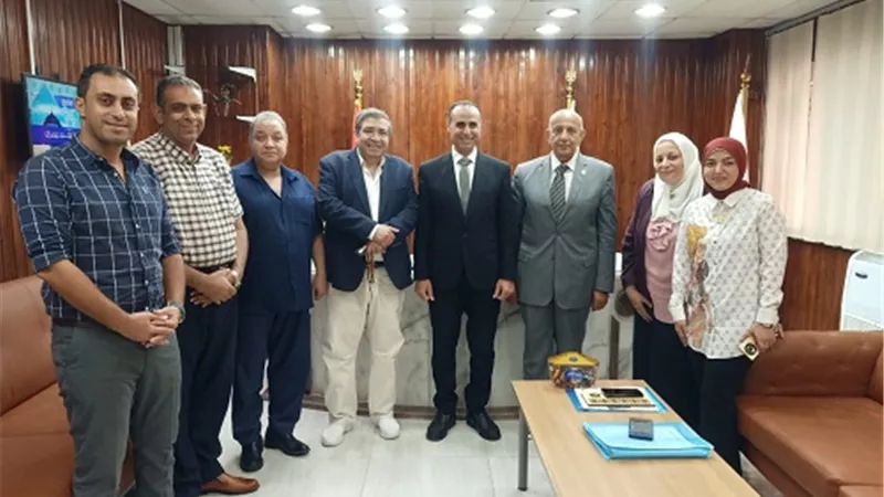 وكيل وزارة الصحة الجديد يستقبل نقابة أطباء الشرقية