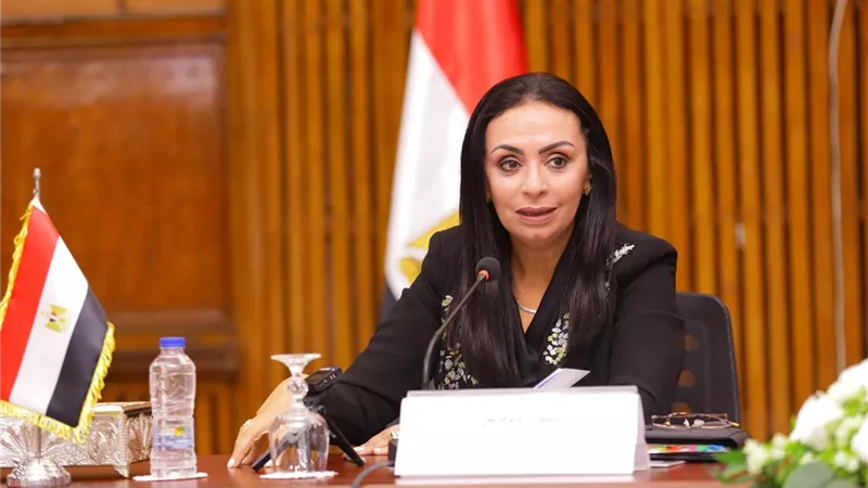 وزيرة التضامن تطلع على جهود 