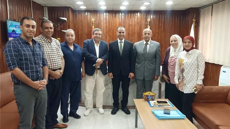 نقابة أطباء الشرقية تهنئ وكيل وزارة الصحة الجديد