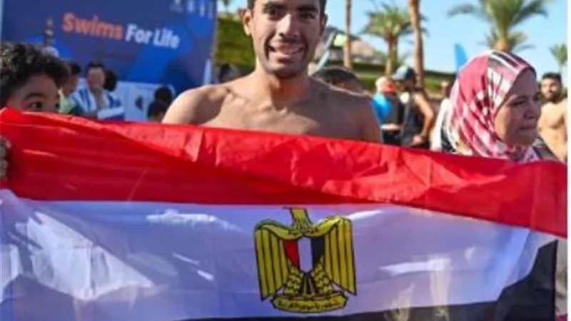 محمد أيمن يتخطى مسافة ال ٢٥ كم خلال فعالية SwiMasterبمدينة دهب