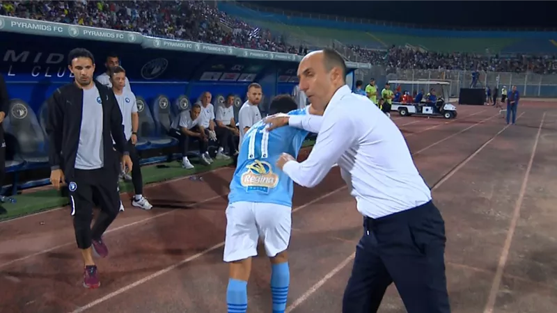 حسام البدري : بطولة الدوري صعبة علي بيراميدز وتصرف مصطفي فتحي سيء