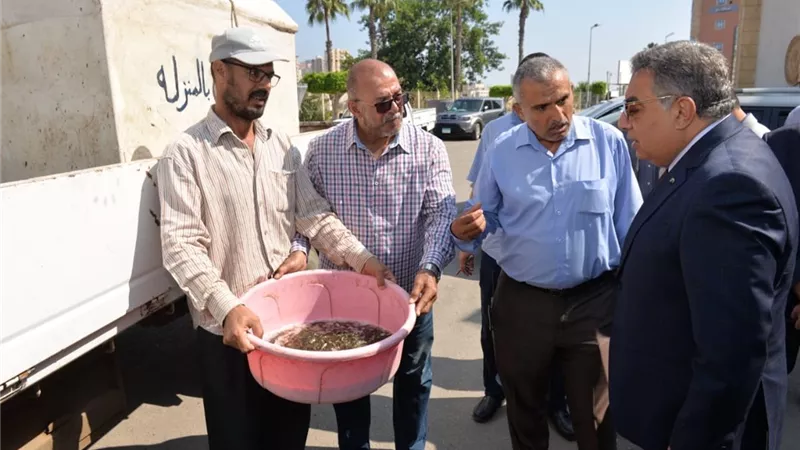 محافظ الدقهلية يشهد استلام مليون ذريعة سمكية